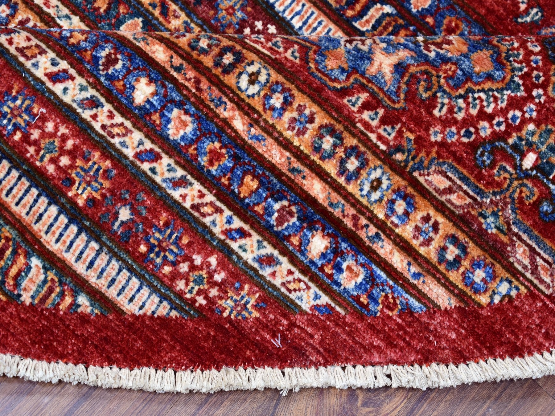 Kazak Kazak hand-knotted wool rug in Red, 9'7" x 9'7" — SKU O054958 (view 7)