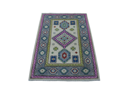 Ivory 3'2" x 4'10" Kazak Hand knotted Wool Rug - Sku: O055402