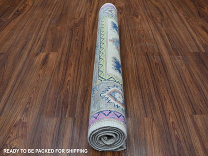 Ivory 3'1" x 4'9" Kazak Hand knotted Wool Rug - Sku: O055410