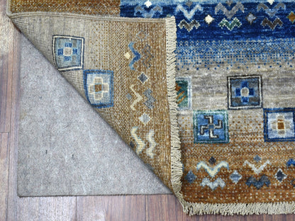 Gabbeh Tribal hand-knotted wool rug in Gray, 5'8" x 7'10", SKU O056617 (view 2)