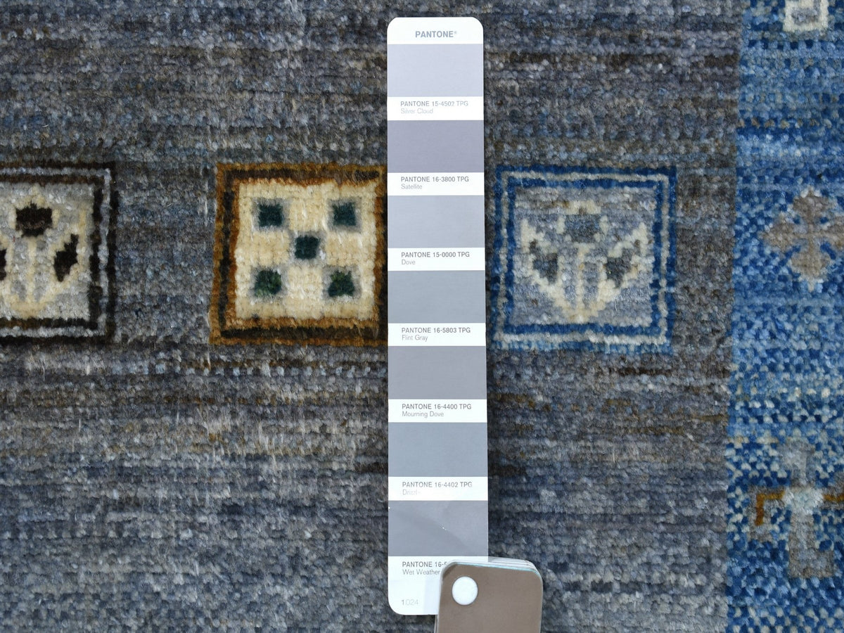 Gabbeh Tribal hand-knotted wool rug in Gray, 5'8" x 7'10", SKU O056617 (view 3)