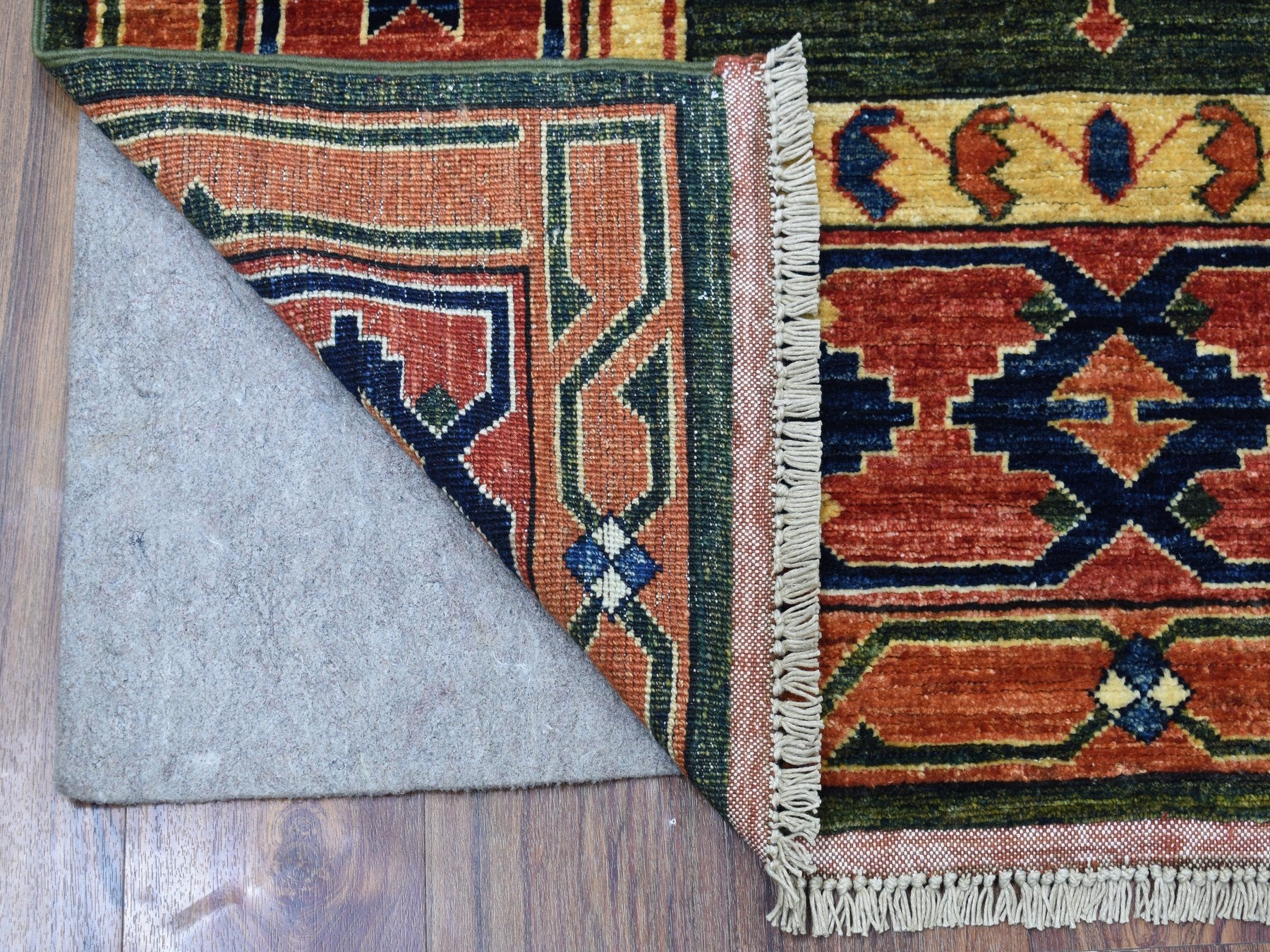 Green 4'0" x 9'8" Tribal Hand knotted Wool Rug - Sku: O056785