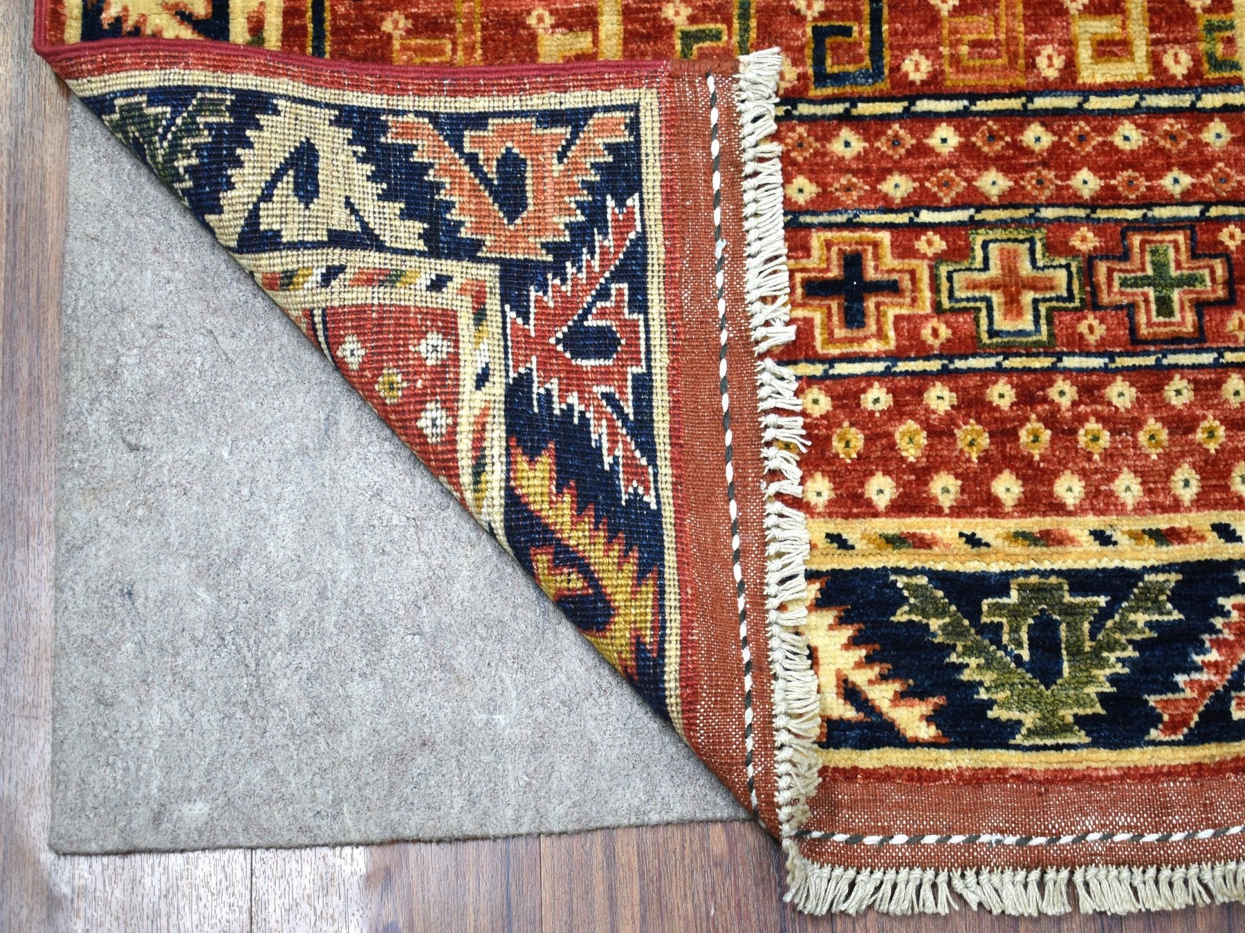 Red 2'8" x 9'7" Tribal Hand knotted Wool Rug - Sku: O056929