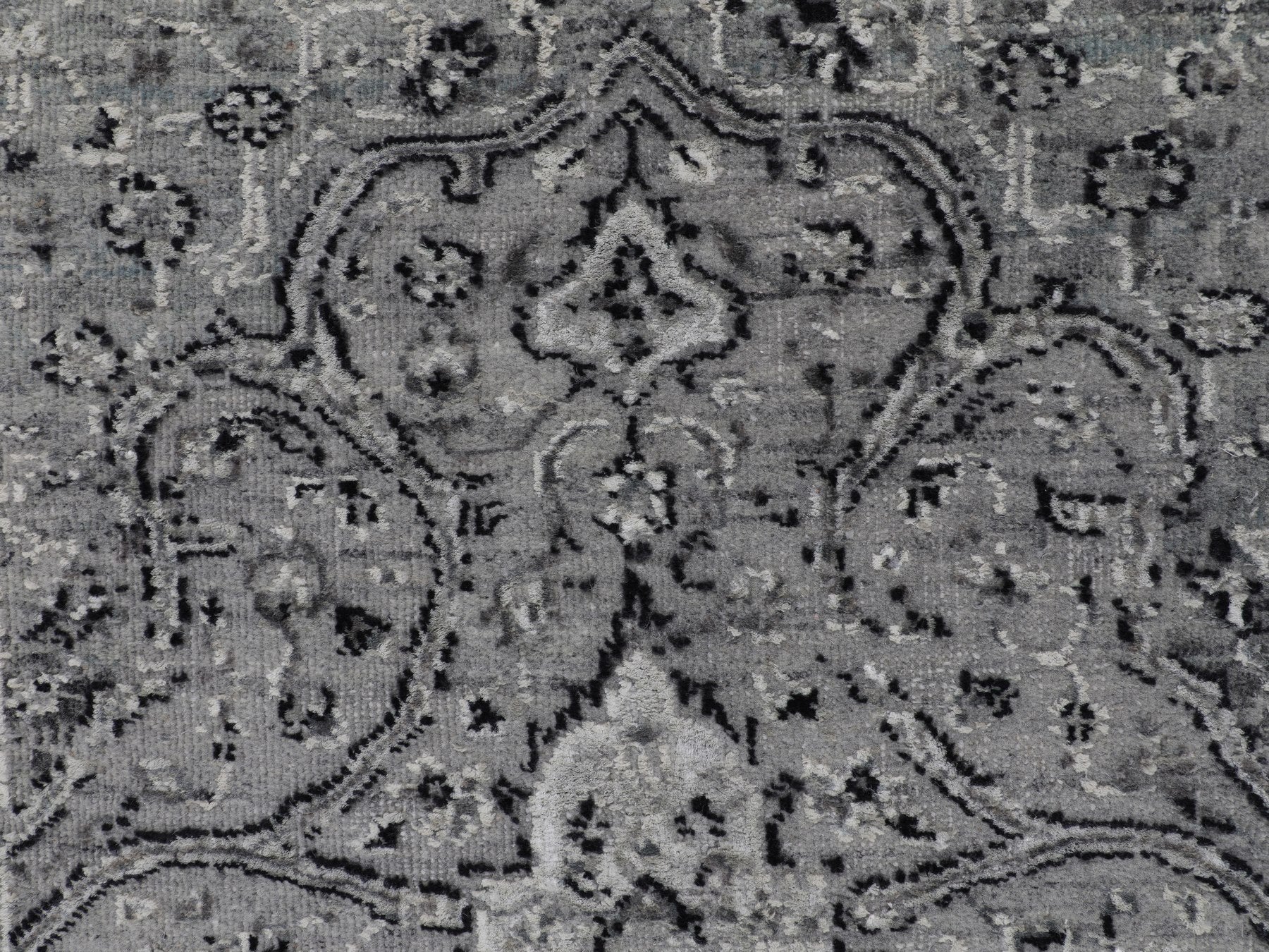 Transitional hand-knotted wool/silk runner in Gray, 2'10" x 8' — SKU O058022 (view 5)