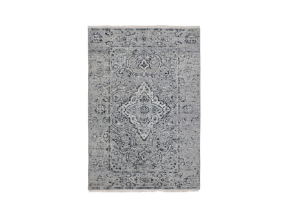 Grey 3'1" x 5'1" Transitional Hand knotted Wool/Silk Rug - Sku: O058104