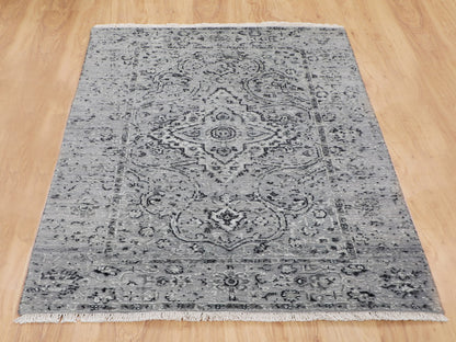 Grey 3'1" x 5'1" Transitional Hand knotted Wool/Silk Rug - Sku: O058104