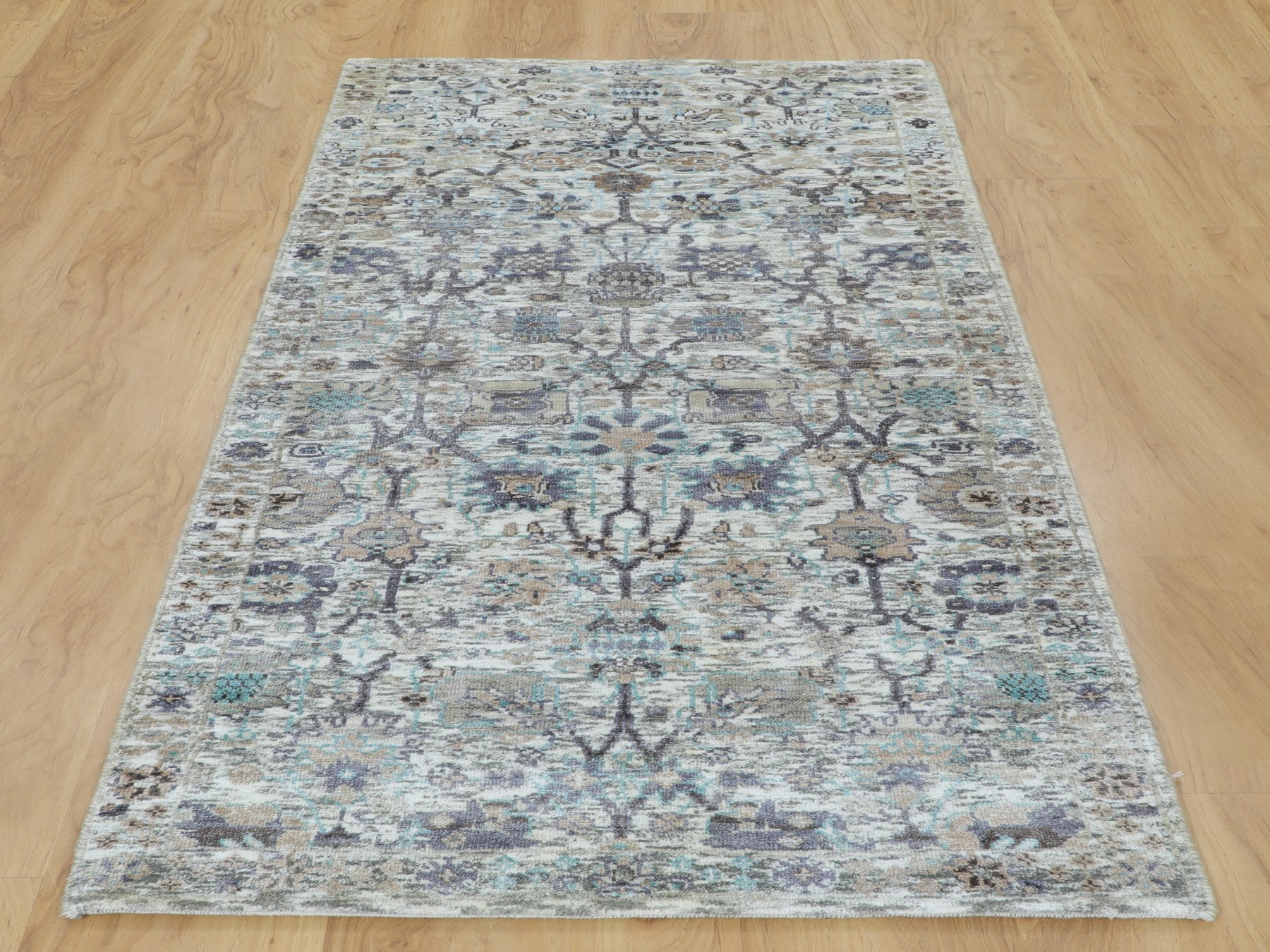 Ivory 2'6" x 6'2" Transitional Hand knotted Wool/Silk Rug - Sku: O058150