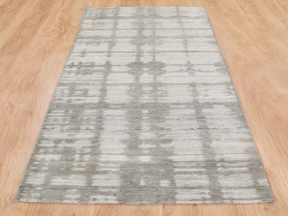 Grey 2'6" x 8'0" Modern / Contemporary Hand knotted Wool Rug - Sku: O058230