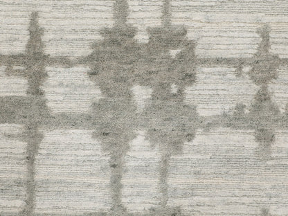 Grey 2'6" x 8'0" Modern / Contemporary Hand knotted Wool Rug - Sku: O058230