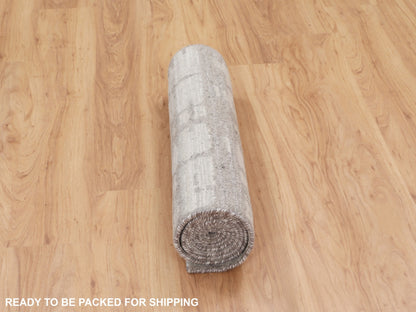 Grey 2'6" x 8'0" Modern / Contemporary Hand knotted Wool Rug - Sku: O058230