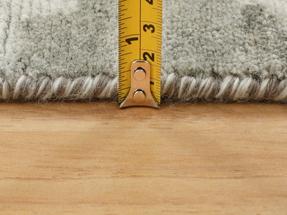 Grey 2'6" x 8'0" Modern / Contemporary Hand knotted Wool Rug - Sku: O058230