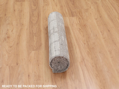 Grey 2'6" x 8'0" Modern / Contemporary Hand knotted Wool Rug - Sku: O058244