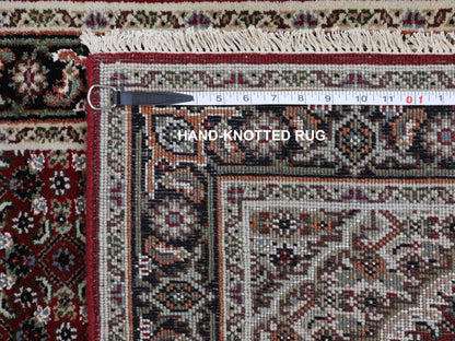 Red 2'8" x 10'1" Traditional Hand knotted Wool Rug - Sku: O058319