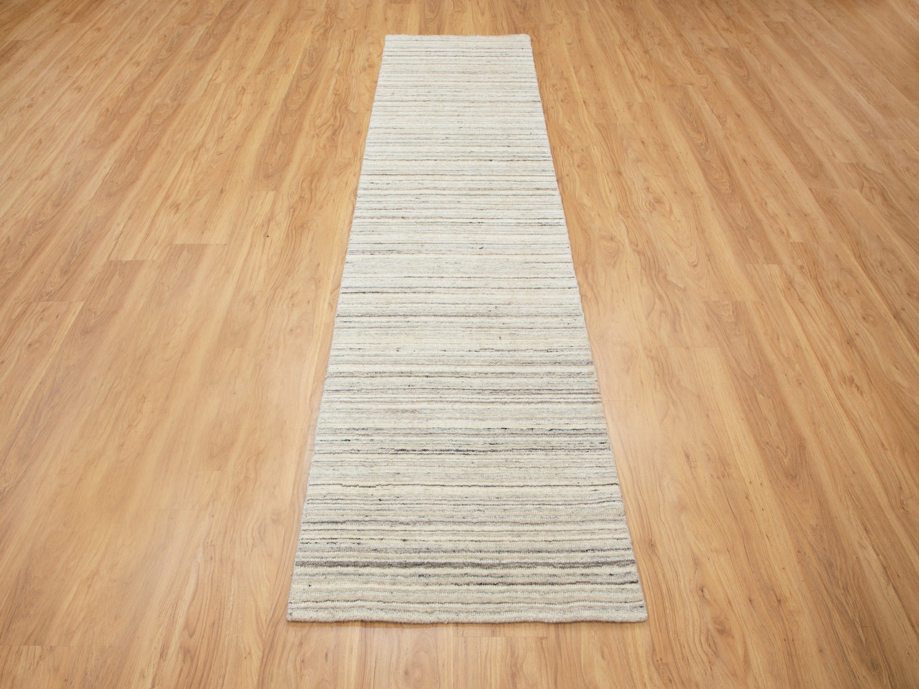 Hand-Loomed hand-knotted wool runner in Beige, 2'6" x 9'8" — SKU O058358 (view 2)