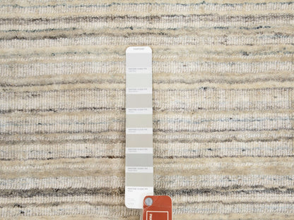 Hand-Loomed hand-knotted wool runner in Beige, 2'6" x 9'8" — SKU O058358 (view 4)