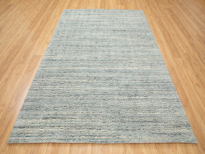 Green 6'0" x 9'0" Modern / Contemporary Handloom Wool Rug - Sku: O058391