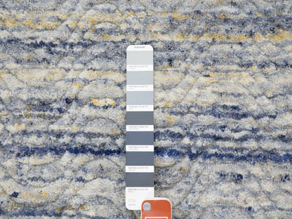 Grey 2'6" x 9'9" Modern / Contemporary Handloom Wool Rug - Sku: O058402