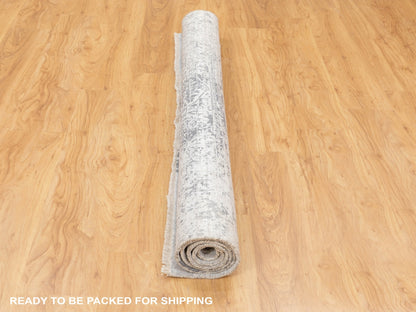 Grey 6'2" x 6'2" Transitional Hand knotted Wool/Silk Rug - Sku: O058407