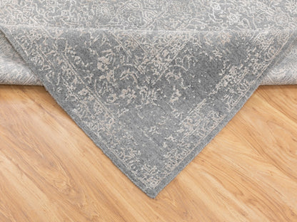Grey 5'10" x 9'1" Modern / Contemporary Handloom Wool/Silk Rug - Sku: O058409