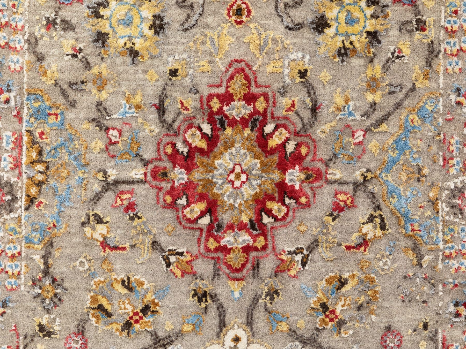 Transitional hand-knotted wool/pure silk runner in Beige, 2'8" x 7'10" — SKU O058441 (view 5)