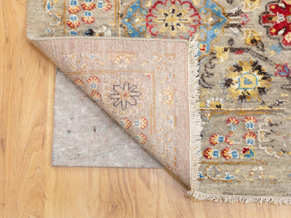 Transitional hand-knotted wool/pure silk rug in Beige, 6'1" x 9' — SKU O058443 (view 5)