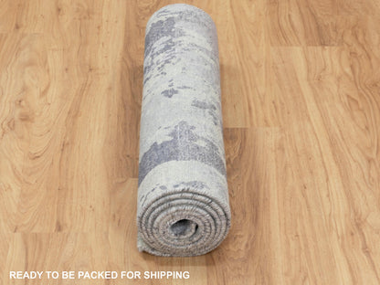 Grey 2'8" x 7'10" Modern / Contemporary Hand knotted Wool Rug - Sku: O058446