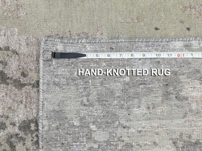 Grey 2'8" x 10'0" Modern / Contemporary Hand knotted Wool/Silk Rug - Sku: O058448