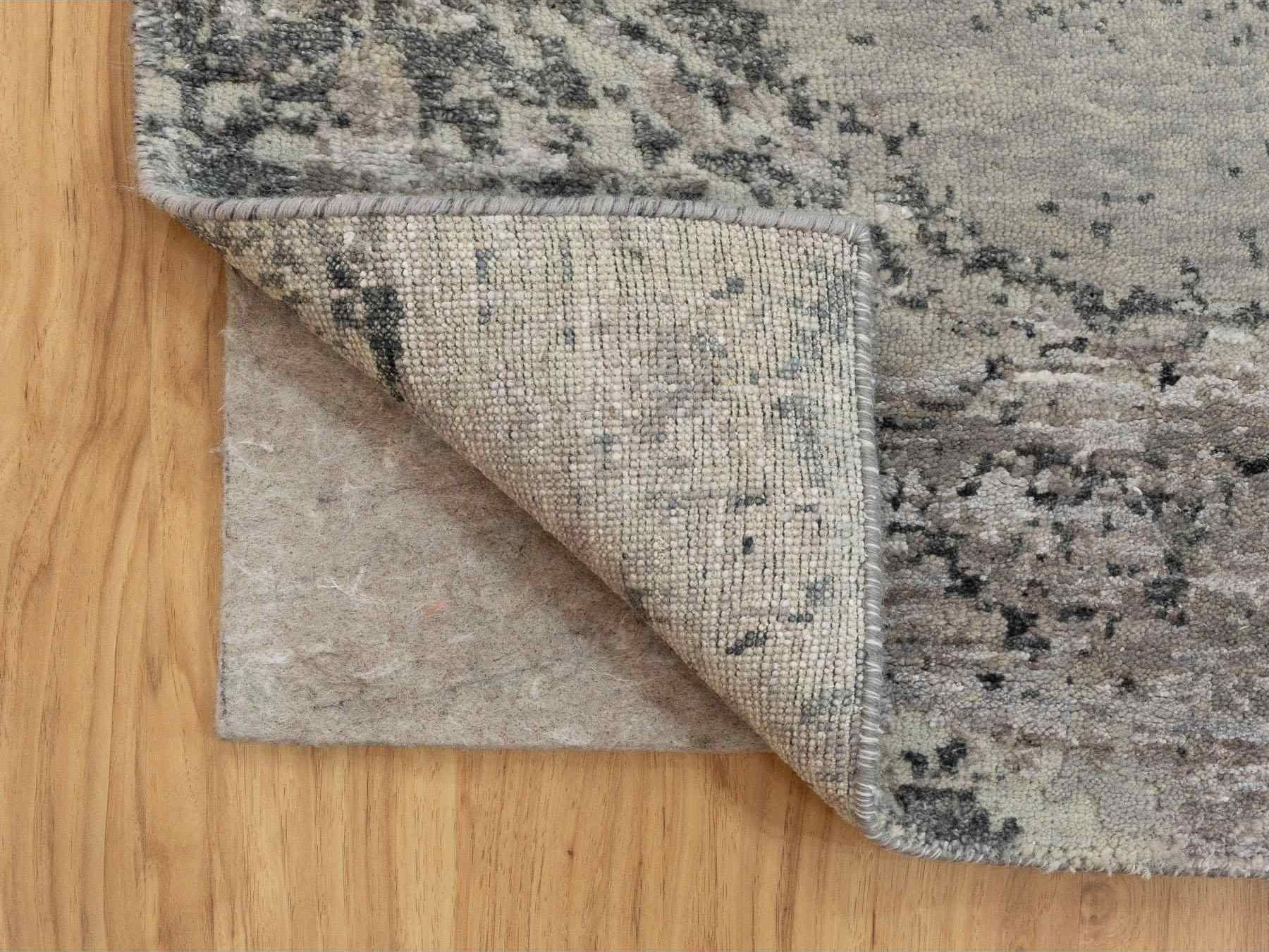 Modern / Contemporary hand-knotted wool/silk runner in Gray, 2'8" x 7'8" — SKU O058458 (view 3)