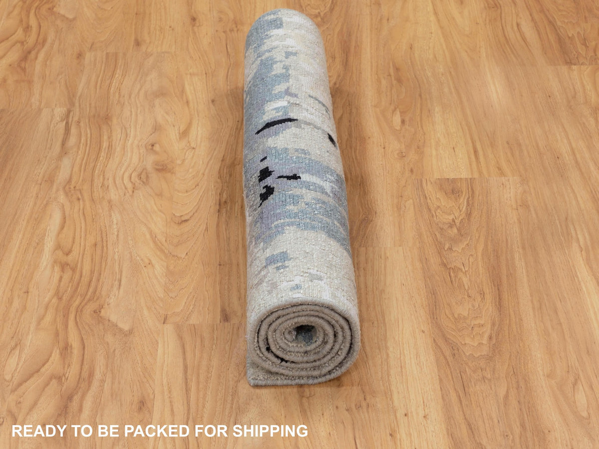 Modern / Contemporary hand-knotted wool/silk rug in Beige, 3' x 4'10" — SKU O058487 (view 6)
