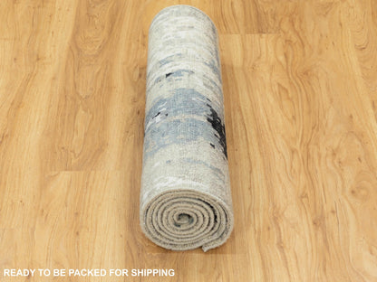 Beige 2'5" x 9'9" Modern and Contemporary Hand knotted Wool/Silk Rug - Sku: O058498