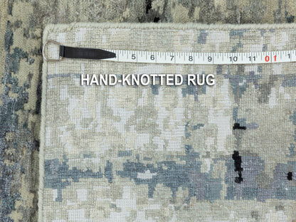 Modern / Contemporary hand-knotted wool/silk rug in Beige, 2' x 2'10" — SKU O058504 (view 8)