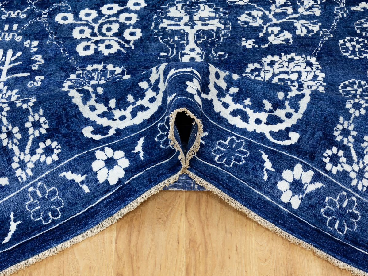 Tabriz Transitional hand-knotted wool/silk rug in Blue, 12'2" x 12'2" — SKU O058546 (view 6)