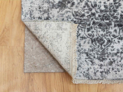 Grey 2'7" x 12'0" Transitional Hand knotted Wool/Silk Rug - Sku: O058556