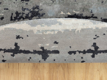 Grey 10'0" x 10'0" Modern / Contemporary Hand knotted Wool/Silk Rug - Sku: O058559