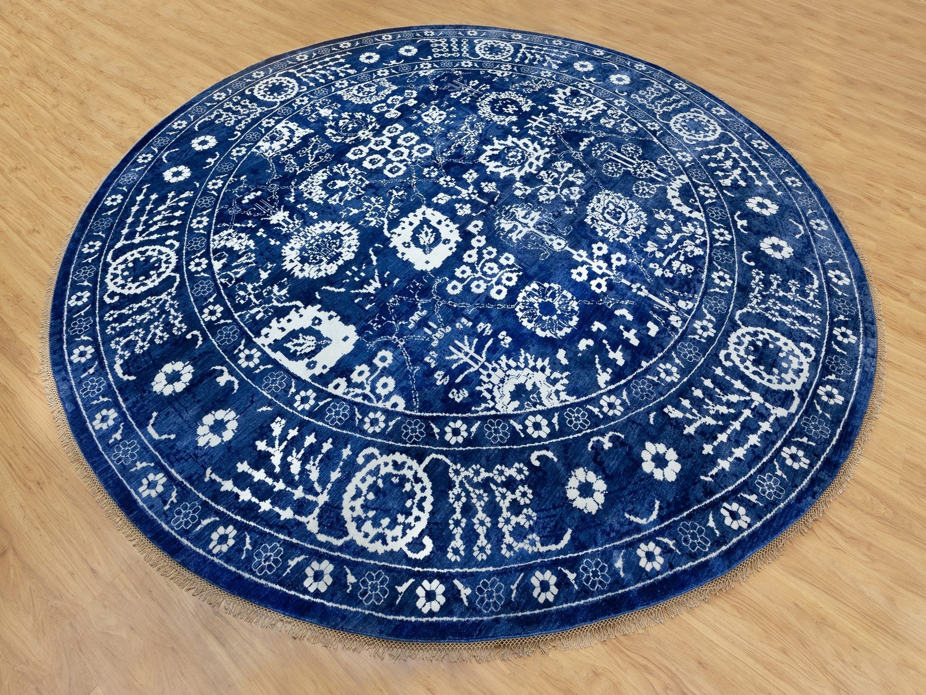 Tabriz Transitional hand-knotted wool/silk rug in Blue, 14' x 14' — SKU O058562 (view 4)