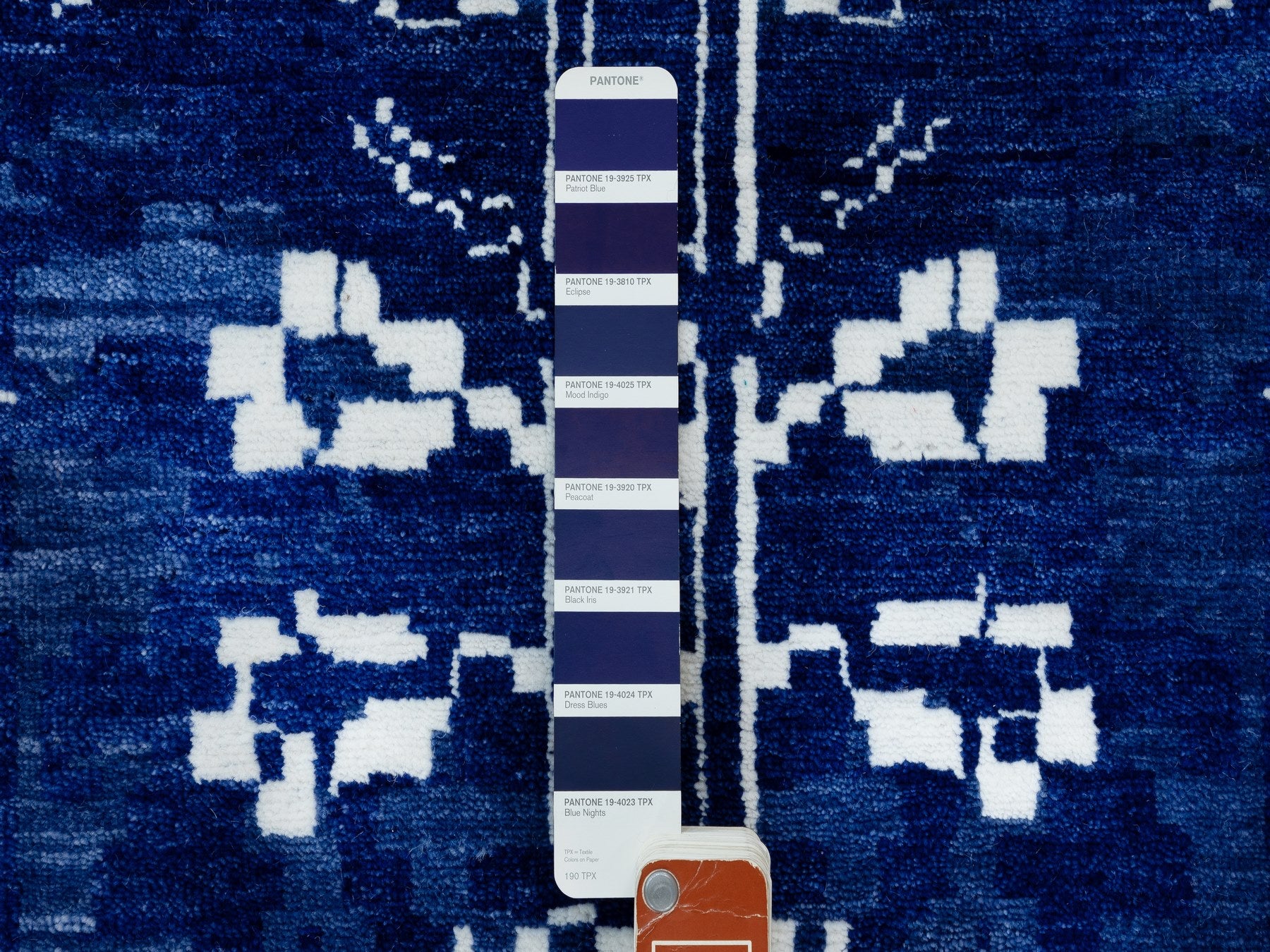 Tabriz Transitional hand-knotted wool/silk rug in Blue, 14' x 14' — SKU O058562 (view 8)