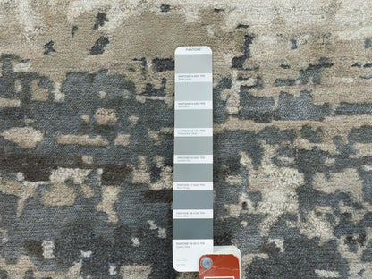 Grey 8'3" x 8'3" Modern / Contemporary Hand knotted Wool/Silk Rug - Sku: O058564