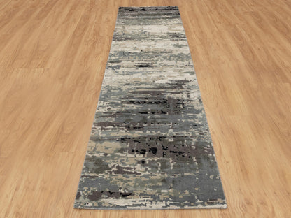 Grey 2'8" x 10'3" Modern / Contemporary Hand knotted Wool/Silk Rug - Sku: O058566