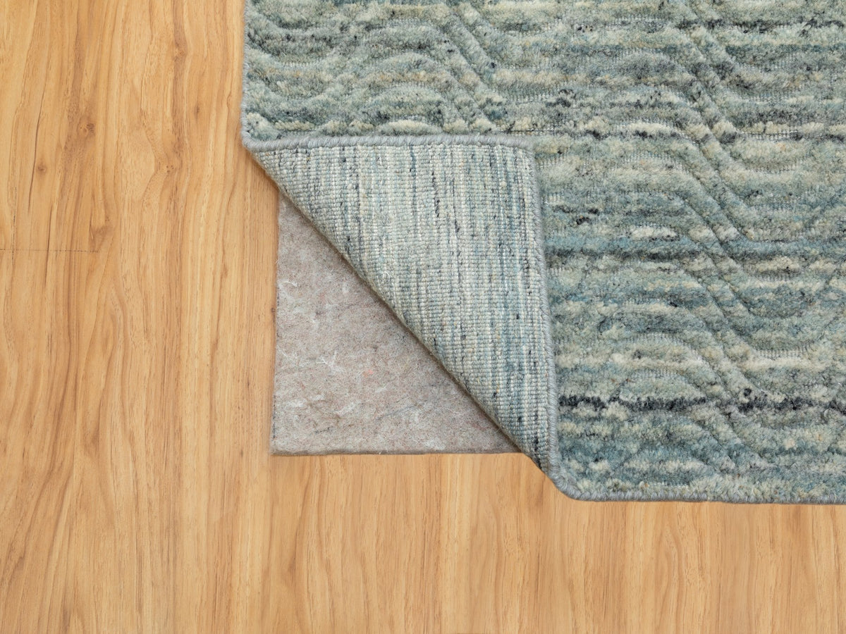 Modern / Contemporary hand-knotted wool rug in Green, 3' x 5' — SKU O058618 (view 3)