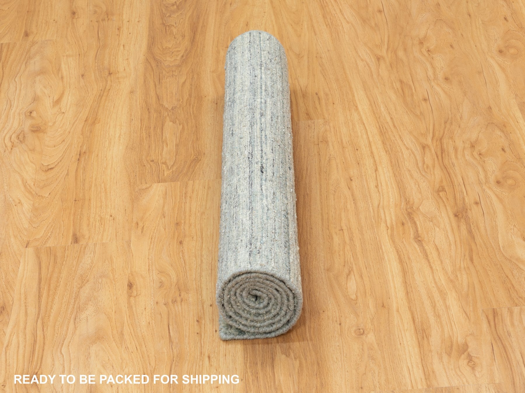 Modern / Contemporary hand-knotted wool rug in Green, 3' x 5' — SKU O058618 (view 6)