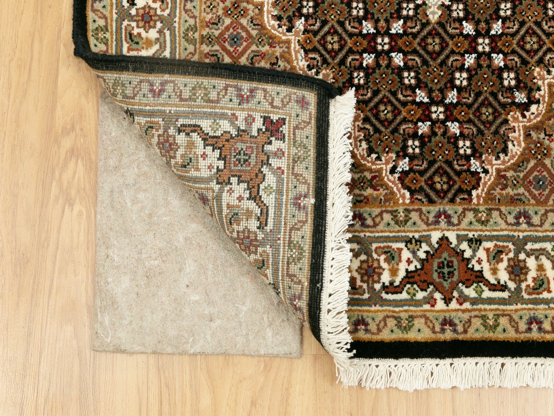 Tabriz Fine Oriental hand-knotted wool rug in Black & Ivory, 3'1" x 5'6" — SKU O058776 (view 3)