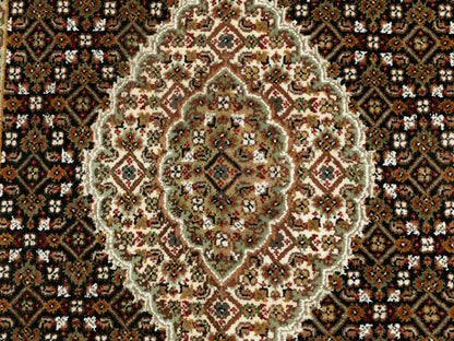 Tabriz Fine Oriental hand-knotted wool rug in Black & Ivory, 3'1" x 5'6" — SKU O058776 (view 5)