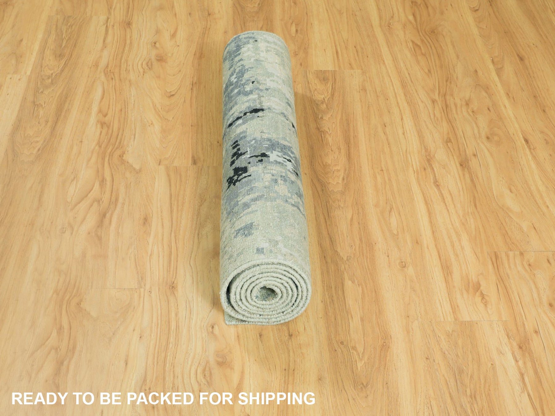 Modern / Contemporary hand-knotted wool/silk runner in Beige, 2'8" x 7'10" — SKU O058877 (view 6)