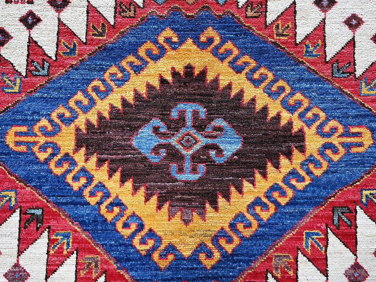 Ersari Kazak hand-knotted wool rug in Ivory & Red, 6' x 8'6" — SKU O0589 (view 9)