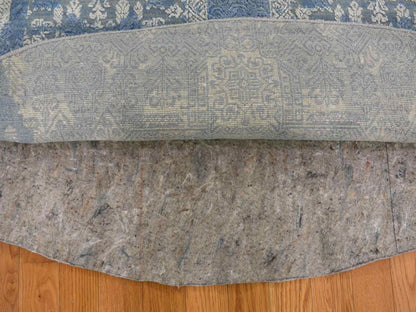 Transitional hand-knotted wool/pure silk rug in Blue, 8'1" x 8'1" — SKU O059000 (view 5)