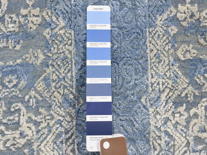 Blue 8'1" x 8'1" Transitional Hand knotted Wool/Silk Rug - Sku: O059000
