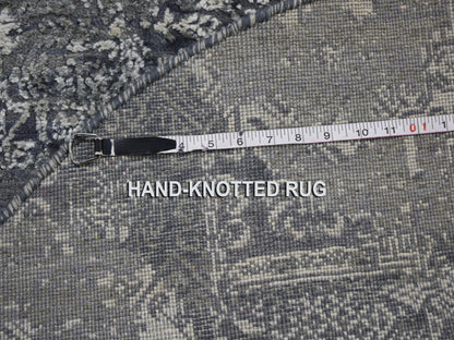 Grey 4'0" x 4'0" Transitional Hand knotted Wool/Silk Rug - Sku: O059025