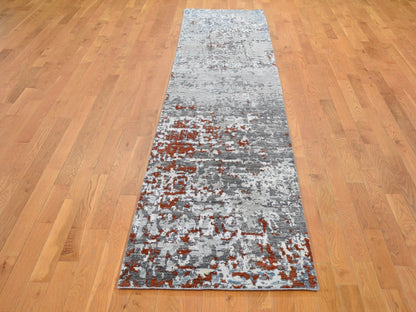 Grey 2'5" x 12'0" Modern / Contemporary Hand knotted Wool/Silk Rug - Sku: O059043