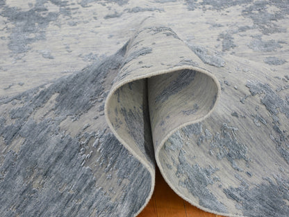 Grey 7'10" x 7'10" Modern / Contemporary Hand knotted Wool/Silk Rug - Sku: O059053