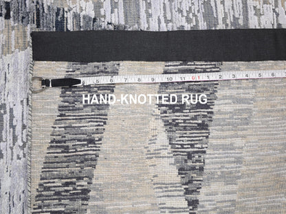 Grey 3'0" x 12'0" Modern / Contemporary Hand knotted Wool/Silk Rug - Sku: O059162